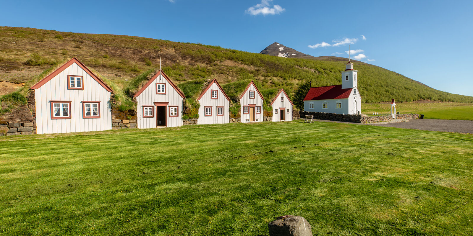Laufás